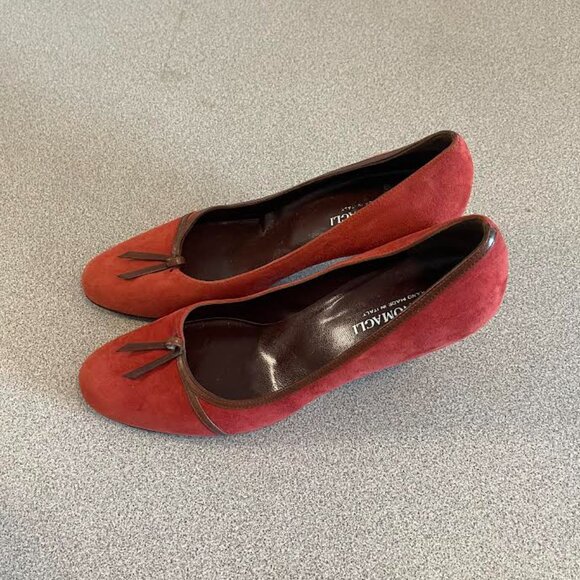 Brunomagli Vero Cuoio Red Suede Pumps ~ Size 9 ~ NEVER WORN! - Picture 3 of 10